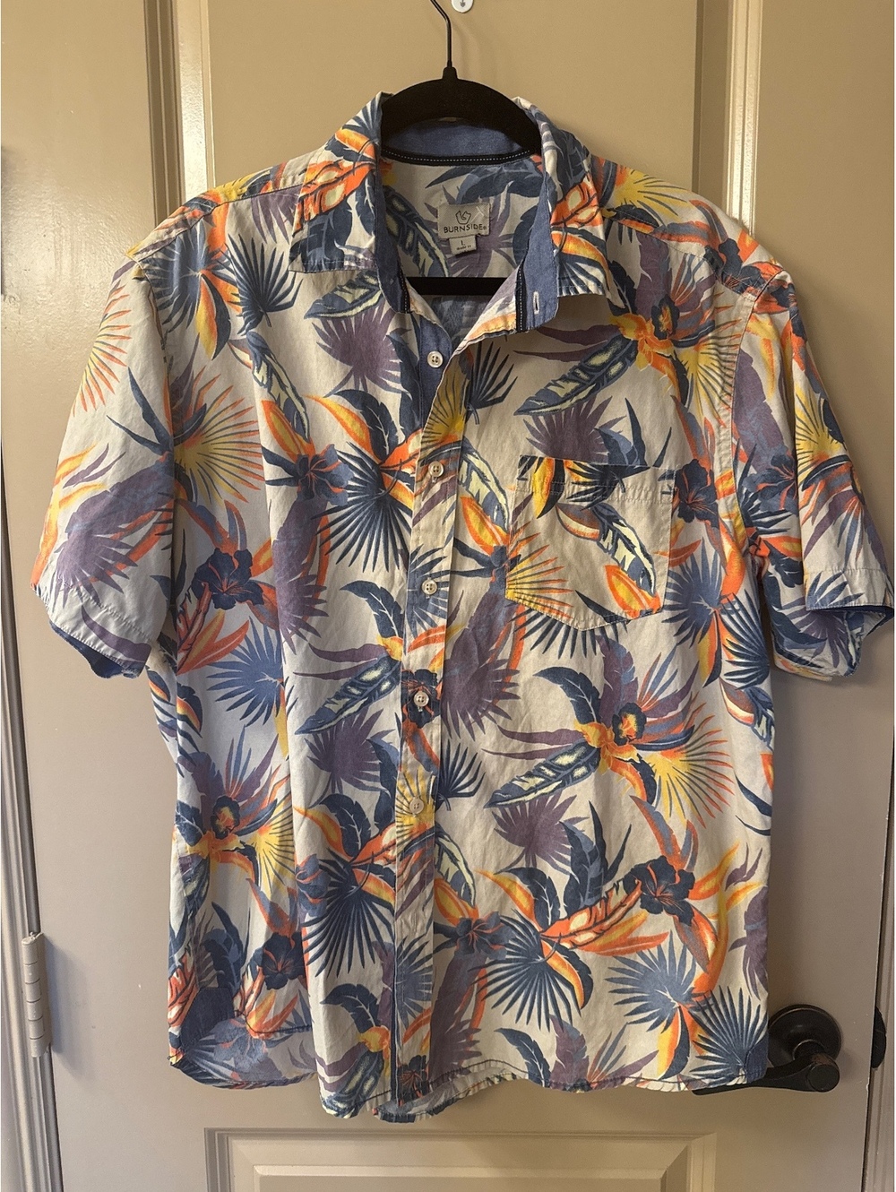 Burnside Men's Large Tropical Print Short Sleeve Button-Up Shirt